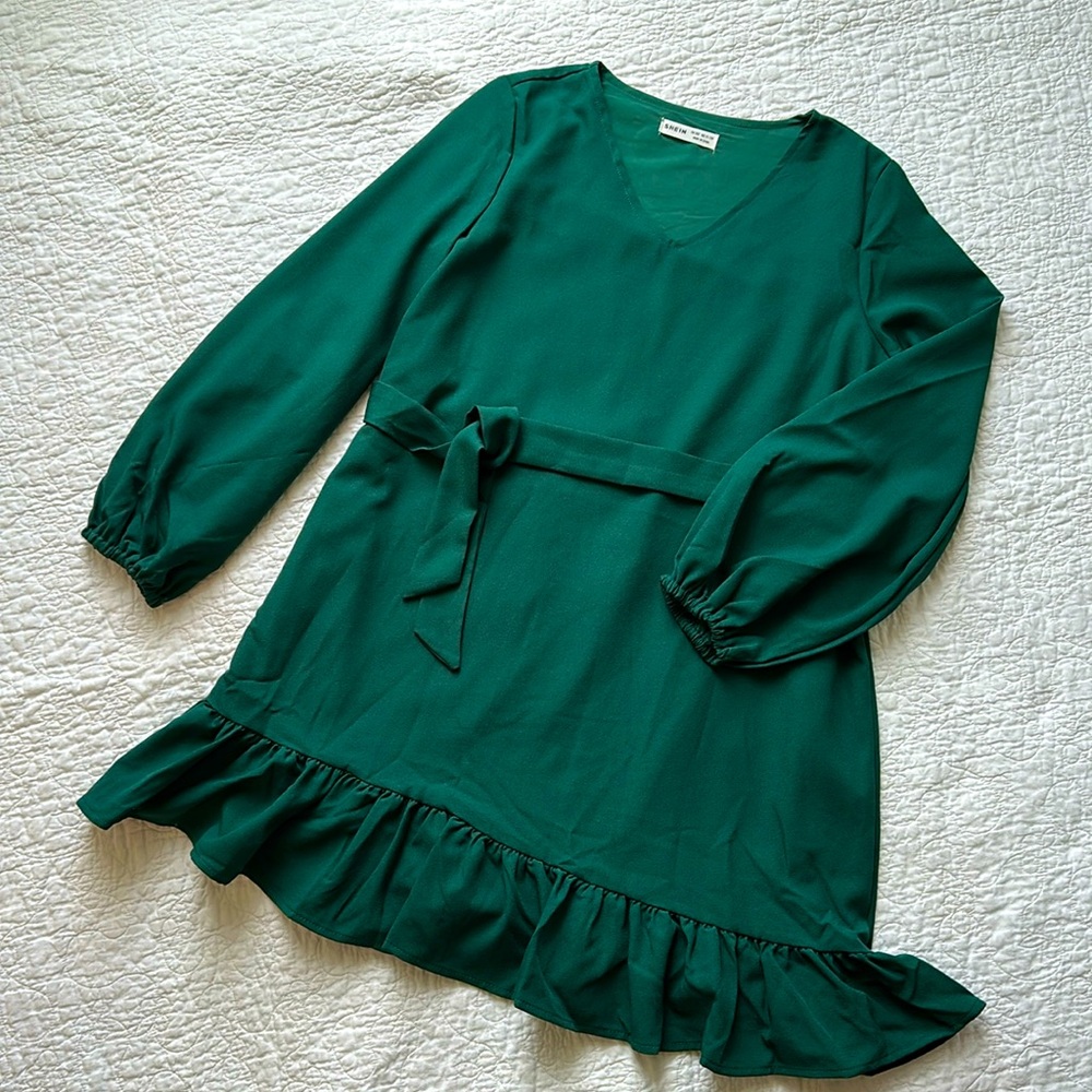 Emerald green shift dress with sash belt. Girls 11-12y